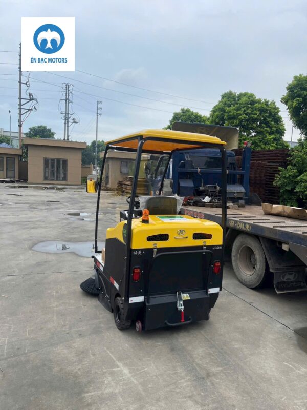 Xe điện quét hút điện, vệ sinh công nghiệp, khu đô thị, kho xưởng, giá rẻ Geime 3