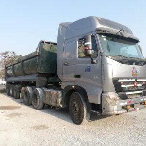 Xe đầu kéo Howo 420HP đời 2013 đã qua sử dụng