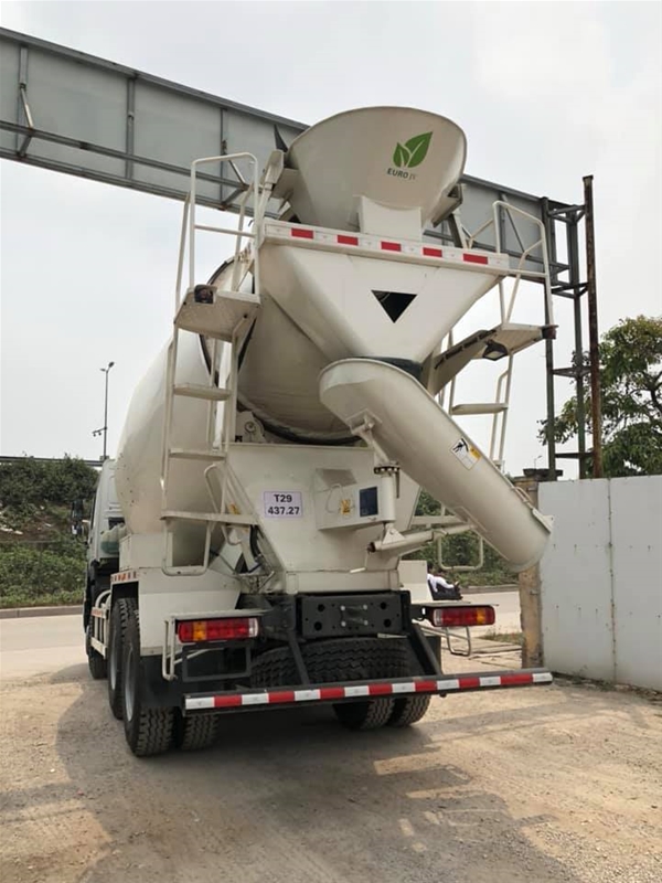 Xe trộn bê tông howo 12m3 - 3