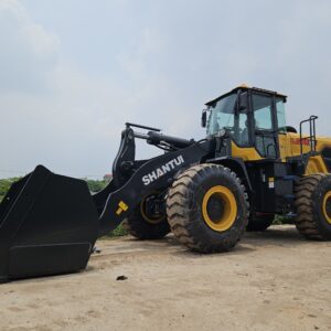 Máy xúc lật Shantui L58K-B5 công suất lớn