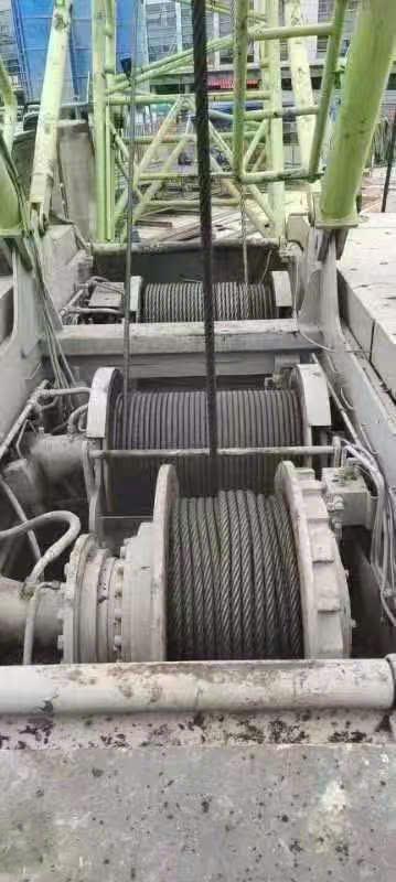 1Cẩu bánh xích zoomlion 75 tấn ZCC750, đã qua sử dụng, cũ giá tốt nhất, giao ngay, sẵn hàng, chất lượng, bảo hành